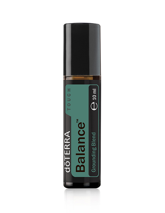 doTERRA Balance Touch Kiegyensúlyózó illóolaj keverék 10 ml golyós kiszerelés - A doTERRA Balance Touch a lucfenyő, kámforfa, tömjén, kék varádics és kék kamilla esszenciális olajok olyan tökéletes keveréke. Kiegyensúlyozó keverék.