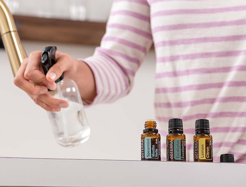 DIY természetes tisztítószerek esszenciális olajokkal